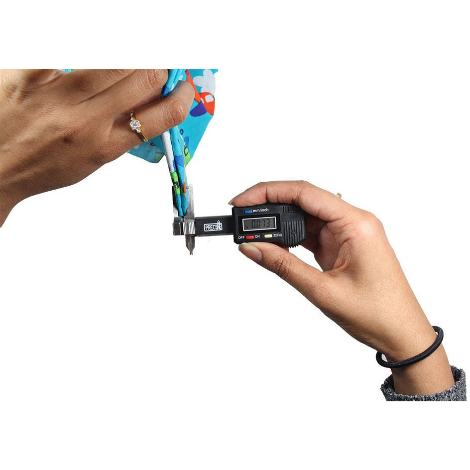 Electronic Digital Jewelry Micrometer Caliper With Measuring Range 0-25mm/ 0-1" - TM-30611 - ToolUSA