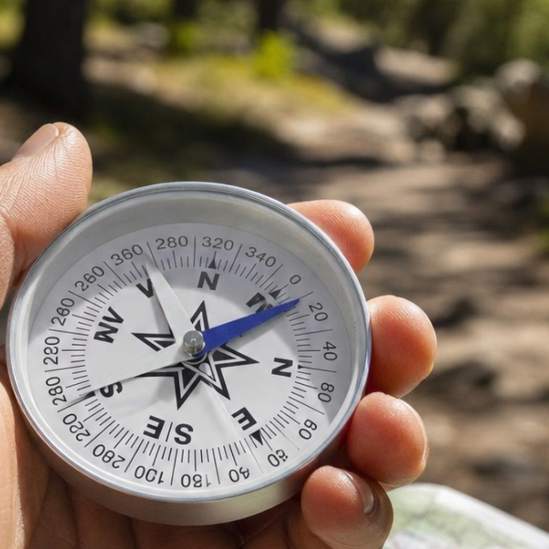 3-Inch Pocket Compass – Easy-to-Read Directional Compass with Aluminum Case, Large White Dial and Dual-Color Magnetic Needle for Hiking, Camping, Orienteering and Travel