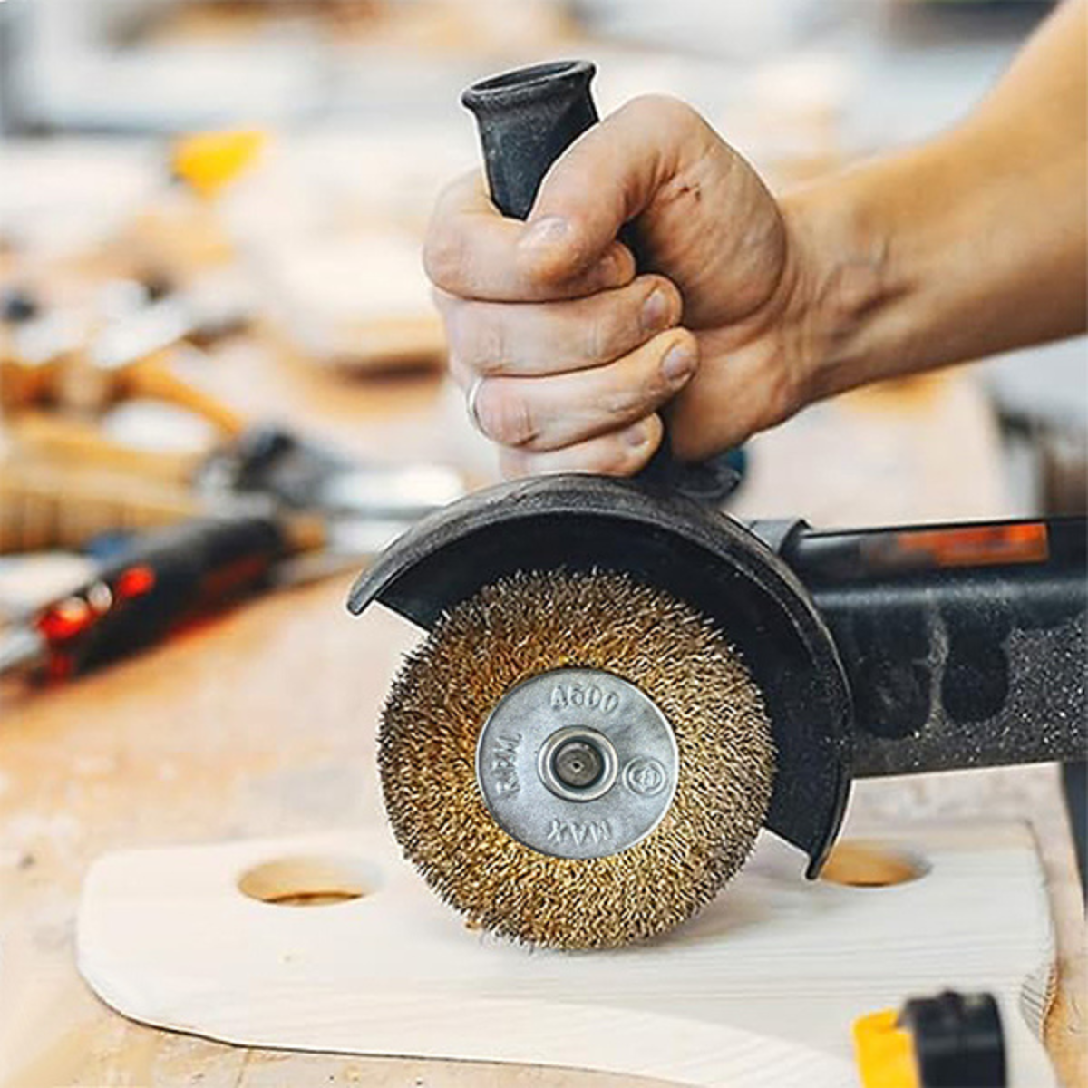 5-Pc Brass Wire Wheel Set | 1" to 3" (2.54 cm to 7.62 cm) Diameter | Includes 3 Shanks | for Standard Drills