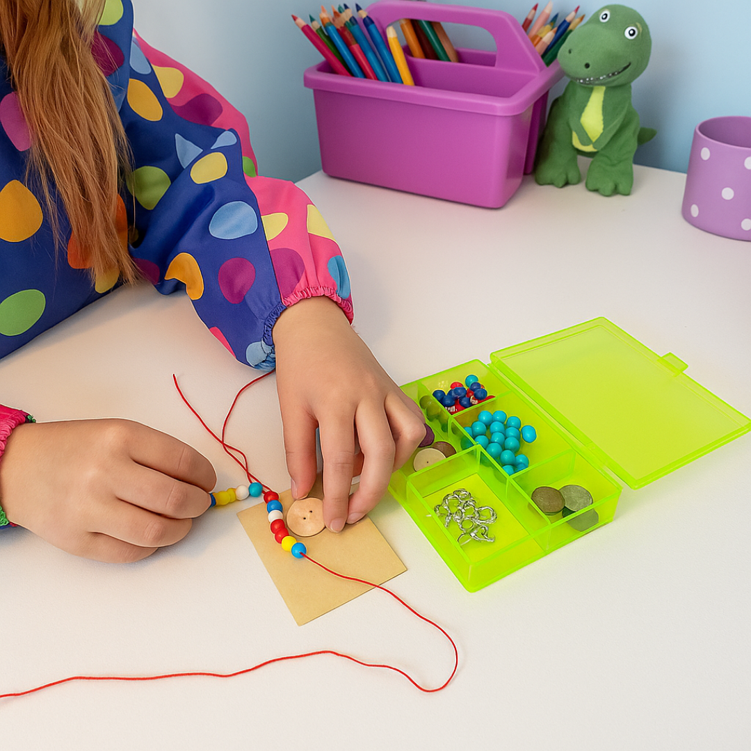 4 Colored Plastic Boxes - TJ-08784