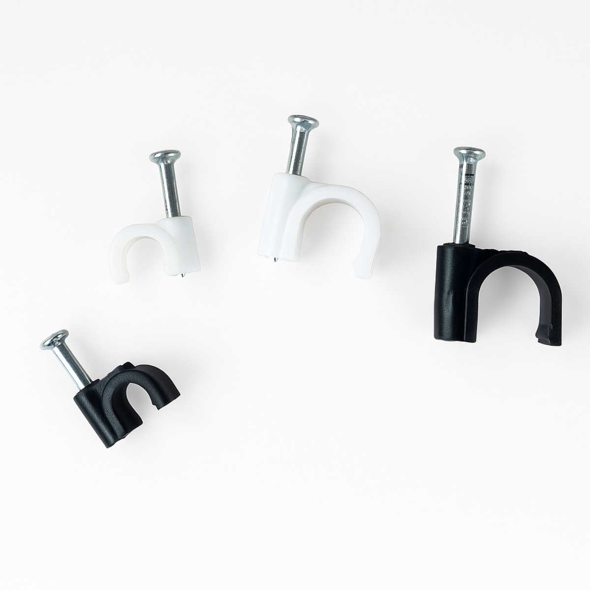 390 Pc Cable Clip Assortment Set – Black & White Plastic Wire Clips with Steel Nails, 6 Sizes (4mm–12mm) for Cable Management, Electrical & Home Wiring