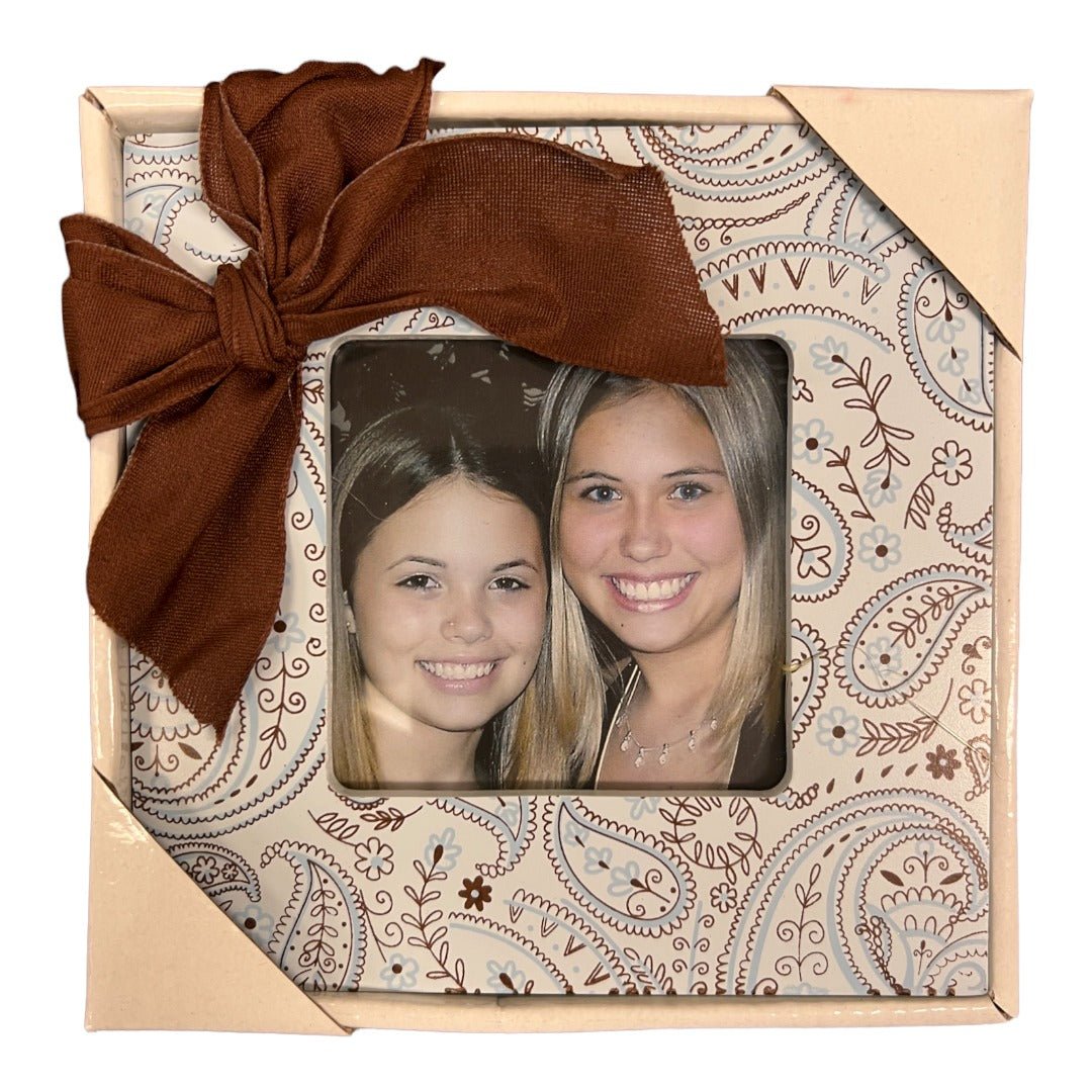 Flowery Designs Decorative Photo Frame, 6 x 6 Inches - HH-WF-10480 ...
